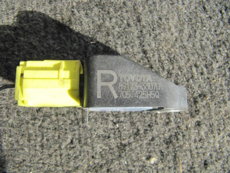 Датчик удара CAMRY 40 06-11 Датчик удара CAMRY 40 06-11