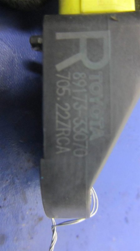 Датчик удара TOYOTA CAMRY 40 06-11 Датчик удара TOYOTA CAMRY 40 06-11