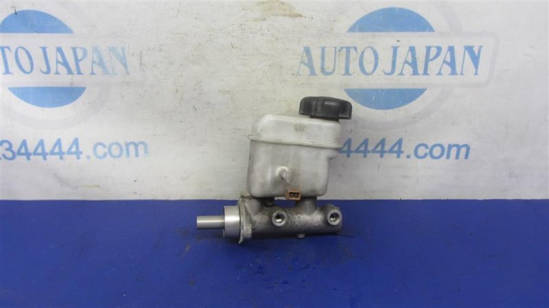 Главный тормозной цилиндр HYUNDAI TUCSON 04-10 585102 Б/У