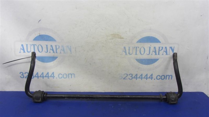 Стабилизатор задний FORD FOCUS 10-18 2014 Седан 2.0 DV6Z-5A77-2B Б/У