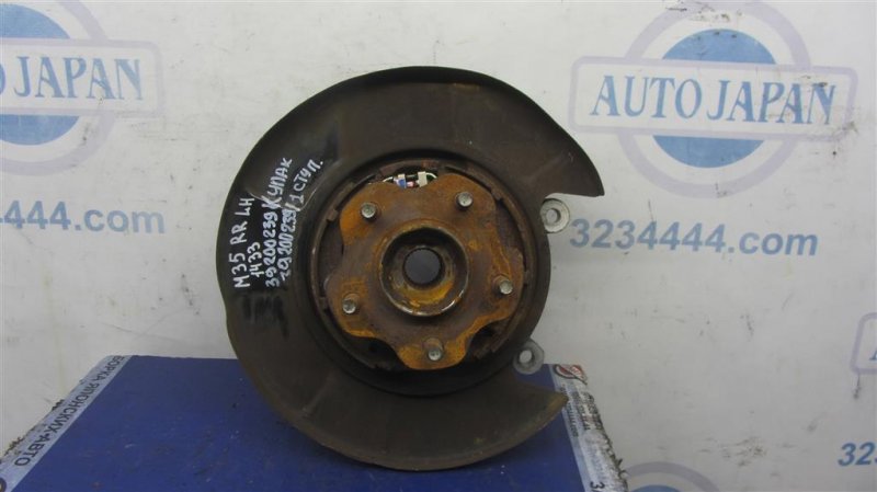 Цапфа задняя левая M35/M45 04-10 2006 Седан 3.5 VQ35DE Цапфа задняя левая M35/M45 04-10 2006 Седан 3.5 VQ35DE