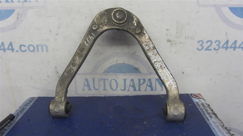 Рычаг передней подвески верхний передний левый INFINITI M35/M45 04-10 Седан 3.5 VQ35DE