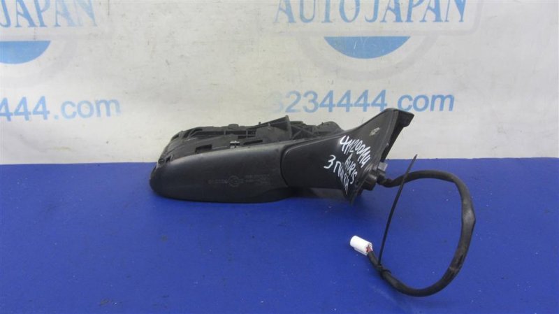 Зеркало правое AURIS 06-12