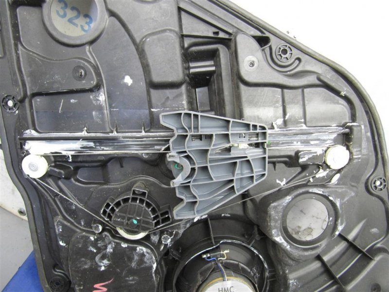 Стеклоподъемник задний левый SONATA YF 10-14 Стеклоподъемник задний левый SONATA YF 10-14