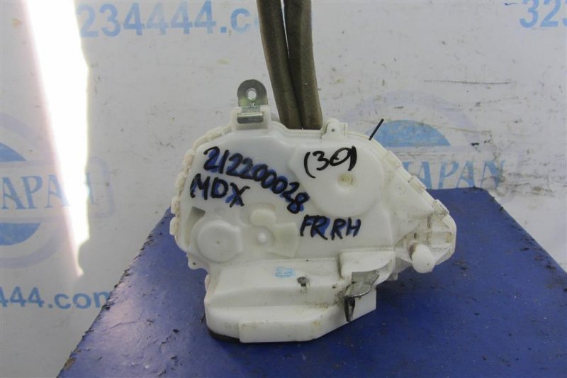 Замок двери передний правый ACURA MDX (YD2) 06-13 YD2 72110-STX-A11 Б/У