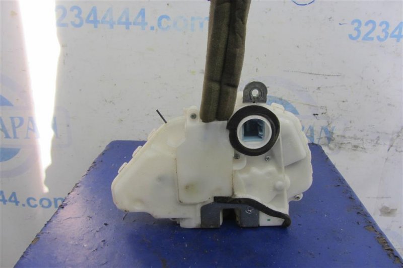 Замок двери передний правый ACURA MDX (YD2) 06-13 YD2