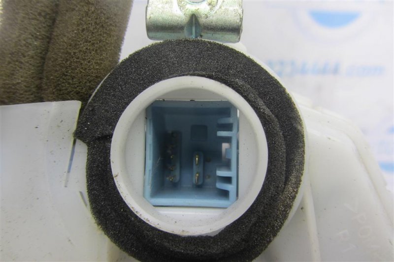 Замок двери передний правый MDX (YD2) 06-13 YD2