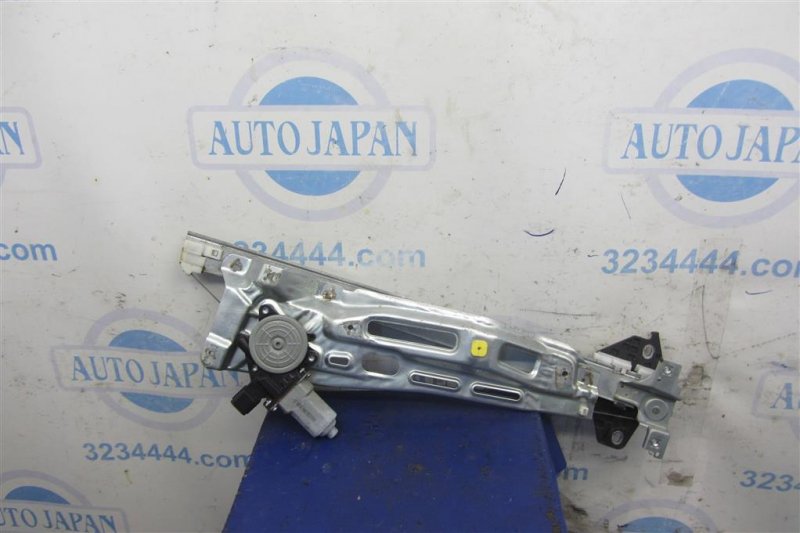 Запчасть стеклоподъемник передний правый ACURA MDX (YD2) 06-13 YD2 72210-STX-A01 Б/У Стеклоподъемник передний правый ACURA MDX (YD2) 06-13 YD2 72210-STX-A01 Б/У