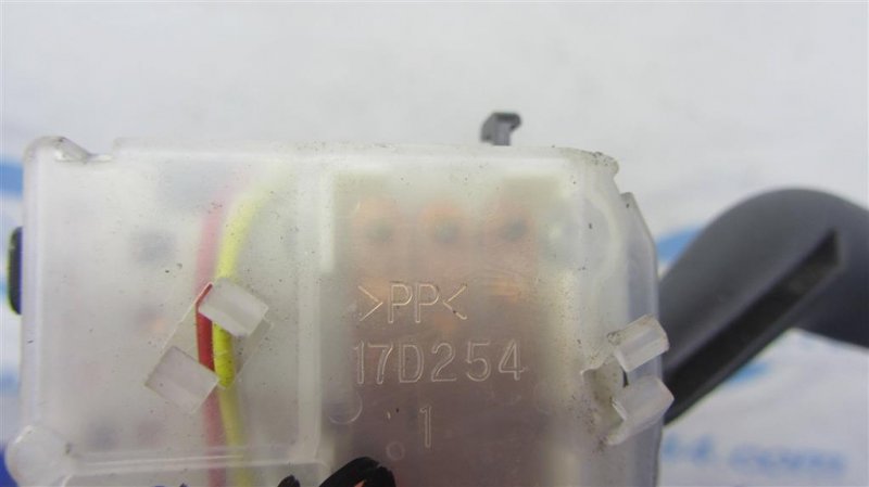 Подрулевой переключатель левый CX-9 06-16 Подрулевой переключатель левый CX-9 06-16