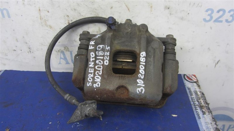 Суппорт тормозной передний левый KIA SORENTO XM 09-14 2012 Внедорожник 3.5 58110-1U100 Б/У