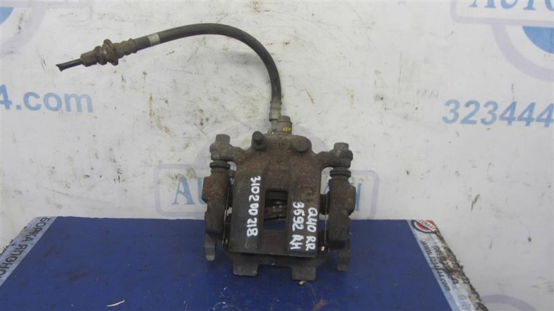 Суппорт тормозной задний правый INFINITI G25/G35/G37/Q40 06-14 2014 Седан 3.7 VQ37VHR 44001-1AA0A Б/У