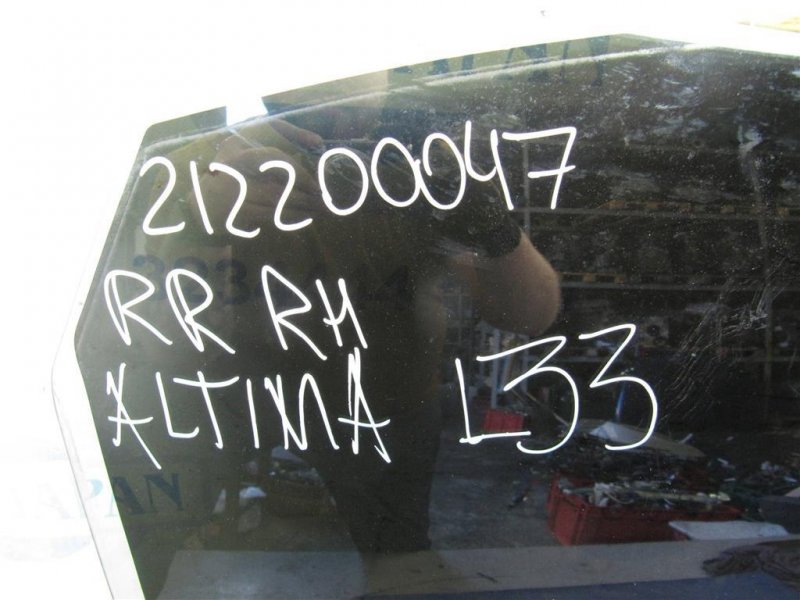 Стекло двери заднее правое ALTIMA L33 12-18 2016 L33 2.5 Стекло двери заднее правое ALTIMA L33 12-18 2016 L33 2.5