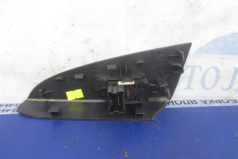 Кнопка стеклоподъемника NISSAN SENTRA B17 12-21 Седан 1.8