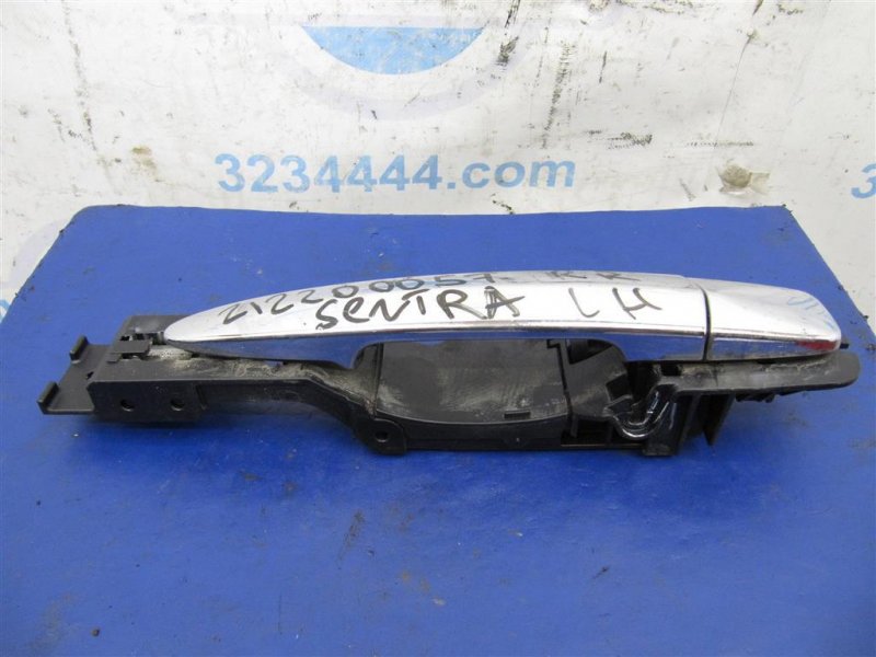 Запчасть ручка двери наружная задняя левая NISSAN SENTRA B17 12-21 2012 Седан 1.8 82640-9N00A Б/У Ручка двери наружная задняя левая NISSAN SENTRA B17 12-21 2012 Седан 1.8 82640-9N00A Б/У