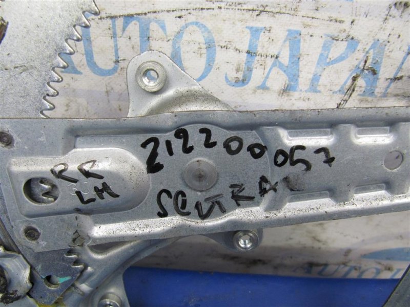 Стеклоподъемник задний левый SENTRA B17 12-21 2012 Седан 1.8