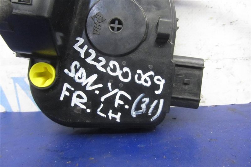 Замок двери передний левый SONATA YF 10-14 2015 Седан 2.4 Замок двери передний левый SONATA YF 10-14 2015 Седан 2.4