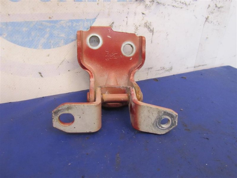 Петля двери нижняя передняя правая SX4 06-13 2009 Хетчбек 2.0