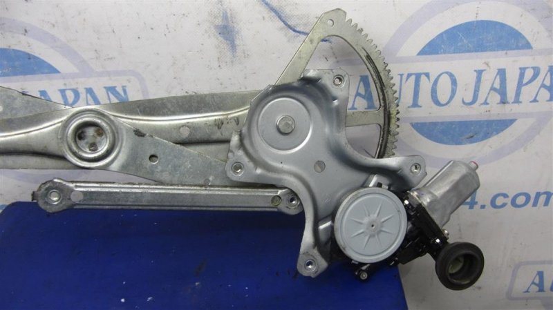 Стеклоподъемник передний левый COROLLA 150 06-13 Стеклоподъемник передний левый COROLLA 150 06-13