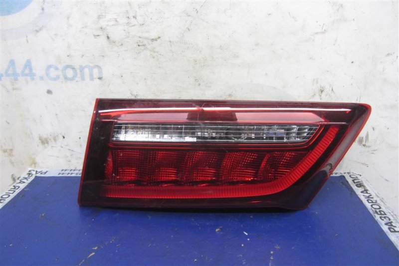 Фонарь внутренний задний правый ACURA TLX 14-17 2016 Седан 3.5 34150-TZ3-A01 Б/У