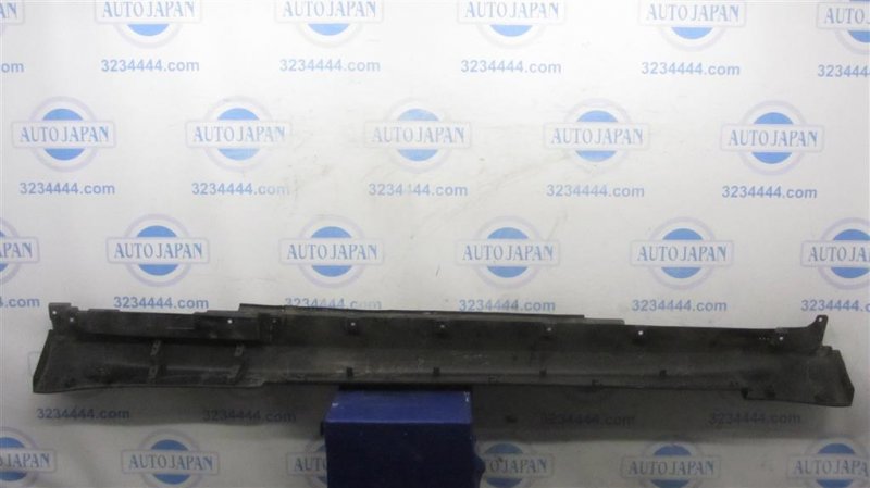 Накладка порога наружная правая INFINITI G25/G35/G37/Q40 06-14 COUPE 3.7 VQ37VHR