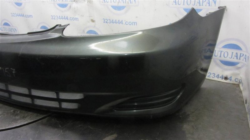 Бампер передний TOYOTA CAMRY 30 02-06