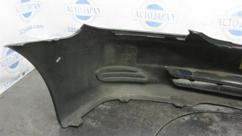 Бампер передний CAMRY 30 02-06