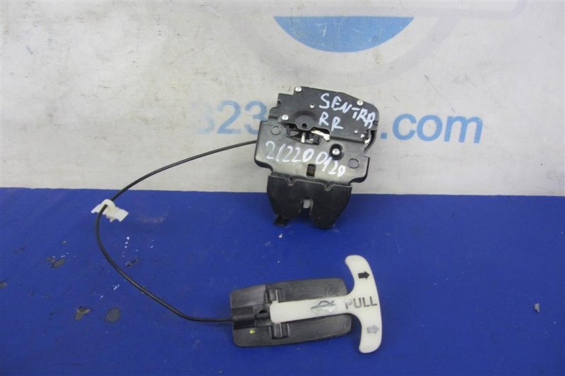 Замок крышки багажника NISSAN SENTRA B17 12-21 Седан 1.8