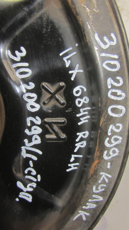 Кулак поворотный задний левый ILX 12-16 2012 Седан 2.0