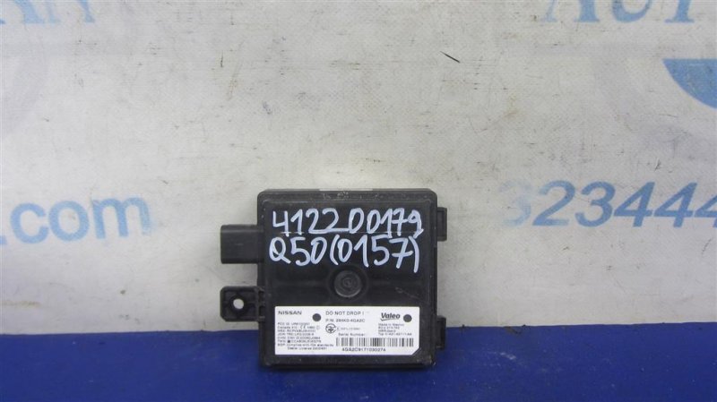 Датчик слепых зон INFINITI Q50 15-20 284K0-4GA2C Б/У