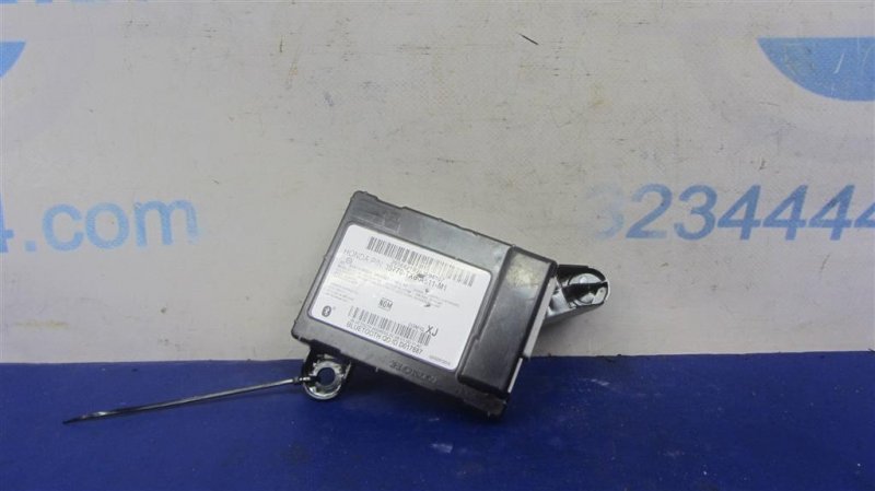 Запчасть блок управления блютуз ACURA ILX 16-19 2016 Седан 2.4 39770-TX6-A51 Б/У Блок управления блютуз ACURA ILX 16-19 2016 Седан 2.4 39770-TX6-A51 Б/У