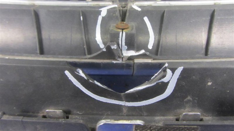 Решетка радиатора SONATA YF 10-14 2014 Седан 2.4