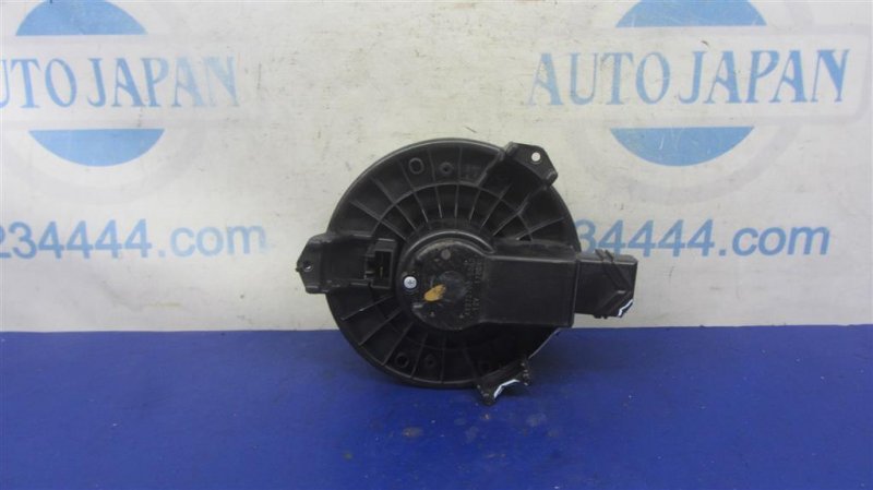 Моторчик печки передний ACURA MDX (YD2) 06-13 YD2 3.7 Моторчик печки передний ACURA MDX (YD2) 06-13 YD2 3.7