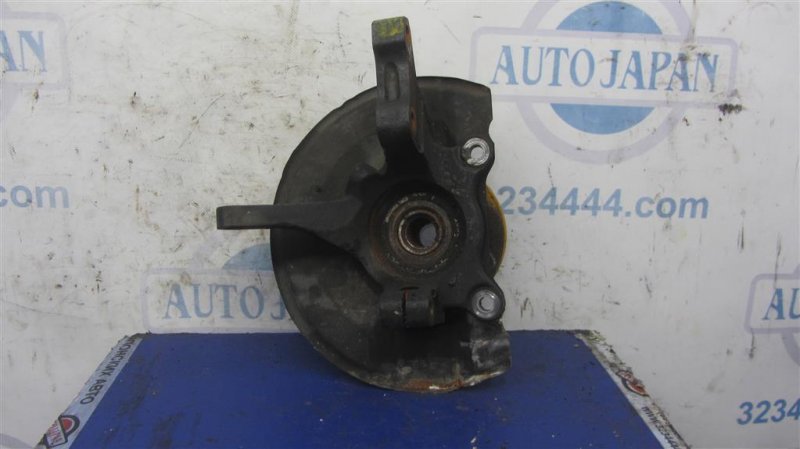 Кулак поворотный передний левый MITSUBISHI OUTLANDER 03-07 Внедорожник 2.4 Кулак поворотный передний левый MITSUBISHI OUTLANDER 03-07 Внедорожник 2.4