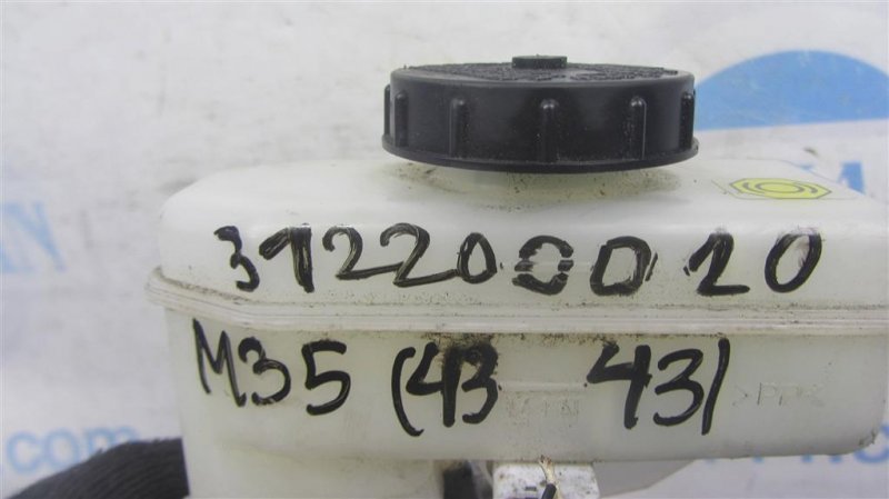 Главный тормозной цилиндр M35/M45 04-10 2006 Седан 3.5 VQ35DE