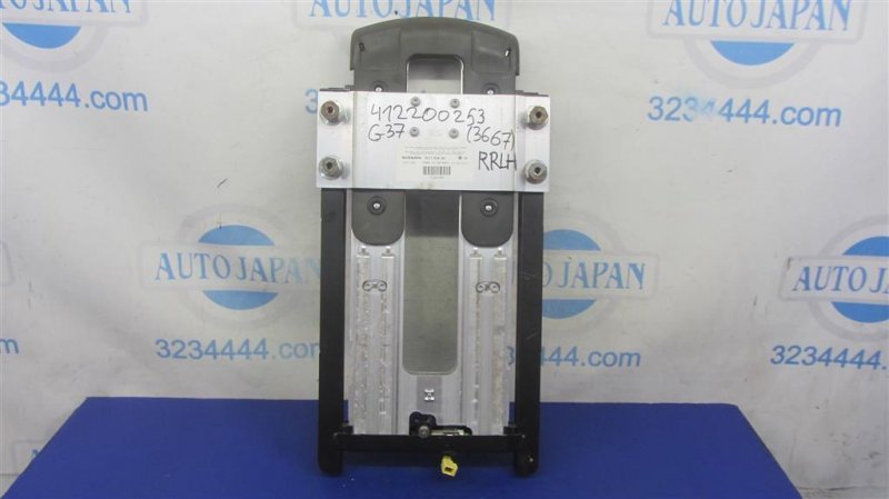 Подголовник сиденья INFINITI G25/G35/G37/Q40 06-14 2011 Седан 3.7 VQ37VHR 73610-JJ50A Б/У