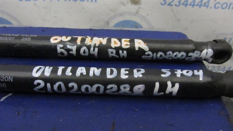 Амортизатор крышки багажника правый OUTLANDER XL 05-13 2007 Внедорожник 3.0