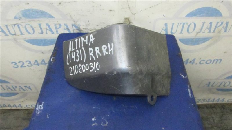 Запчасть брызговик задний правый NISSAN ALTIMA L32 07-12 2011 Седан 3.5 93820-JA02B Б/У Брызговик задний правый NISSAN ALTIMA L32 07-12 2011 Седан 3.5 93820-JA02B Б/У