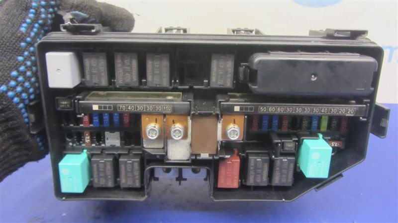 Блок предохранителей моторный отсек ACURA ILX 12-16 32200-TX6-A02 Б/У