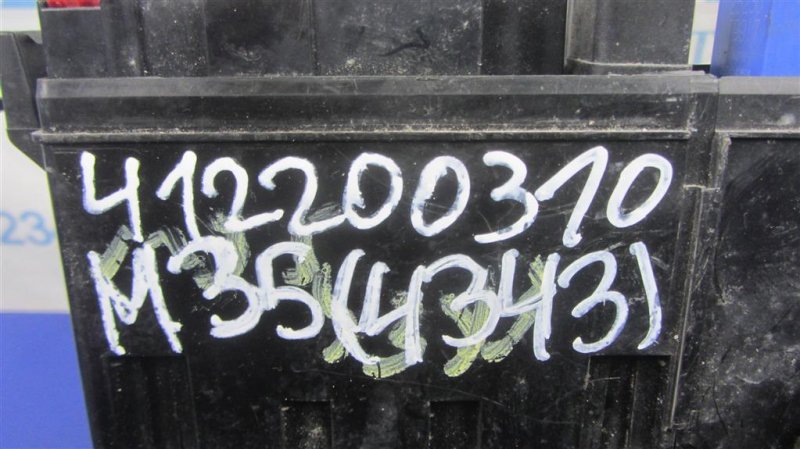 Блок предохранителей моторный отсек INFINITI M35/M45 04-10 Седан 3.5 VQ35DE Блок предохранителей моторный отсек INFINITI M35/M45 04-10 Седан 3.5 VQ35DE