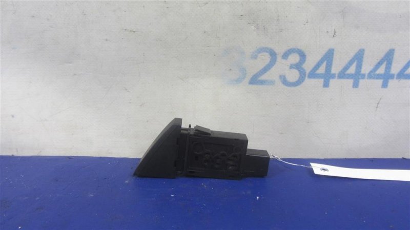 Кнопка аварийной сигнализации MAZDA 6 GH 07-12 Седан 2.5