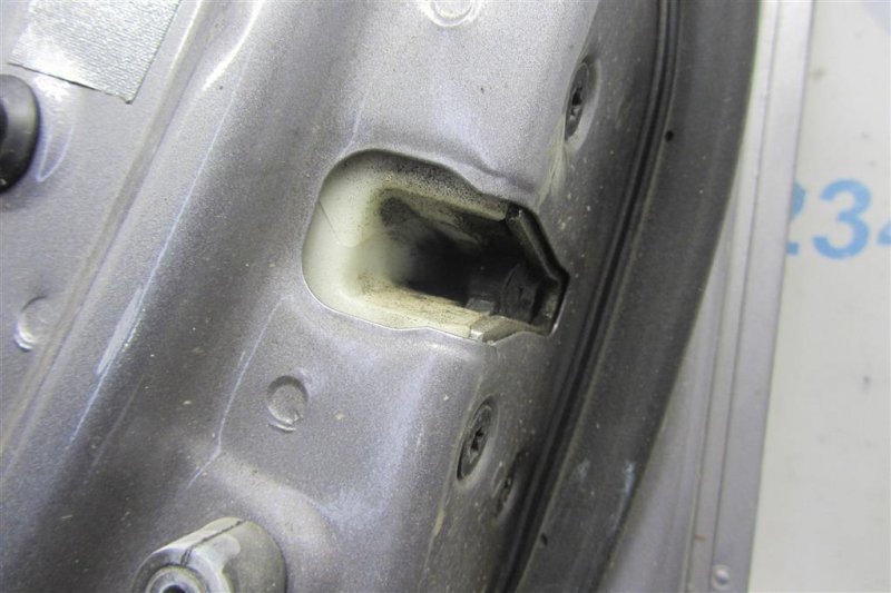 Дверь передняя правая 6 GG 02-07 2007 Седан 2.3