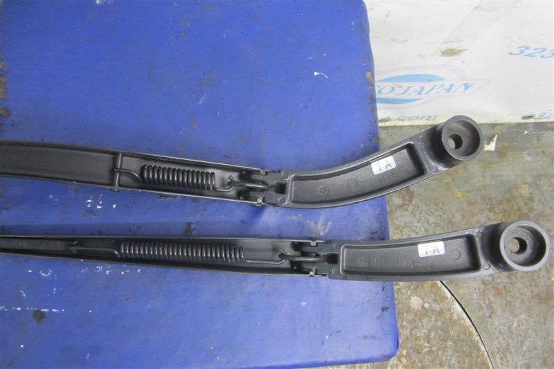 Поводок стеклоочистителя передний KIA OPTIMA TF 11-16 Седан 2.4