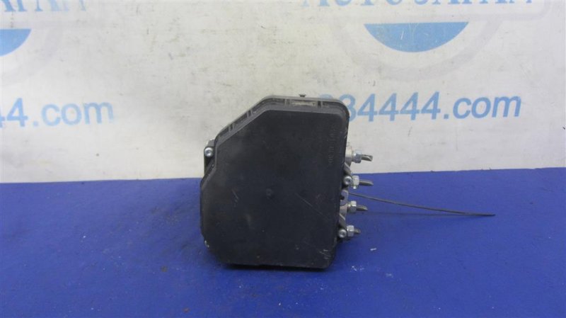 Запчасть блок abs TOYOTA SIENNA 11-16 2014 Внедорожник 3.5 44050-08221 Б/У Блок ABS TOYOTA SIENNA 11-16 2014 Внедорожник 3.5 44050-08221 Б/У