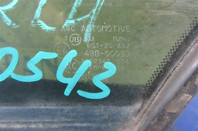 Стекло двери глухое заднее левое INFINITI Q50 15-20