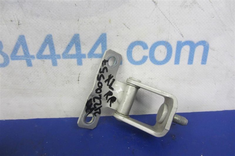 Запчасть петля крышки багажника левая MITSUBISHI OUTLANDER XL 05-13 2007 Внедорожник 3.0 MR556091 Б/У Петля крышки багажника левая MITSUBISHI OUTLANDER XL 05-13 2007 Внедорожник 3.0 MR556091 Б/У