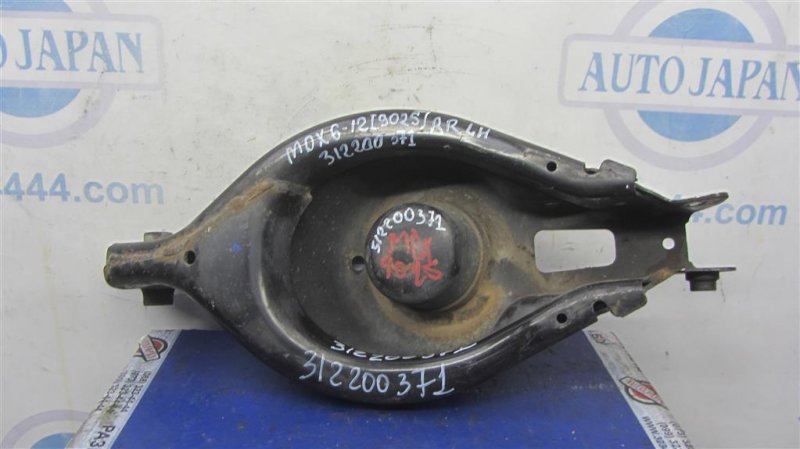 Рычаг задней подвески поперечный нижний задний левый ACURA MDX (YD2) 06-13 YD2 3.7 Рычаг задней подвески поперечный нижний задний левый ACURA MDX (YD2) 06-13 YD2 3.7