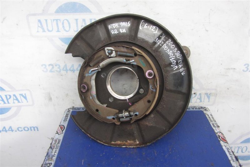 Цапфа задняя правая MDX (YD2) 06-13 2008 YD2 3.7