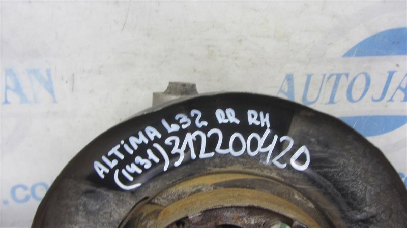 Цапфа задняя правая NISSAN ALTIMA L32 07-12 Седан 3.5 Цапфа задняя правая NISSAN ALTIMA L32 07-12 Седан 3.5