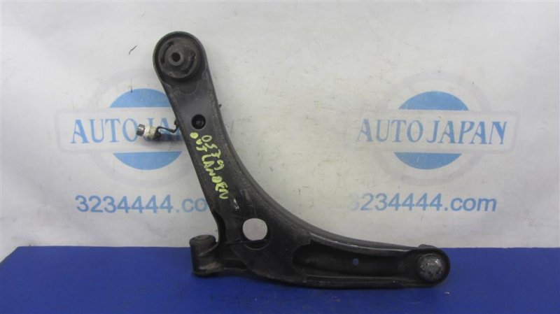 Рычаг передней подвески нижний передний правый OUTLANDER XL 05-13 2007 Внедорожник 3.0