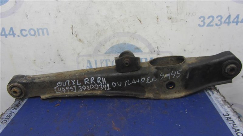 Запчасть рычаг задней подвески поперечный нижний задний правый MITSUBISHI OUTLANDER XL 05-13 2009 Внедорожник 2.4 4113A011 Б/У Рычаг задней подвески поперечный нижний задний правый MITSUBISHI OUTLANDER XL 05-13 2009 Внедорожник 2.4 4113A011 Б/У